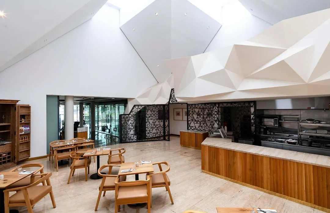 The Creekside Hotel, Dubai - An Accor Hotel-1