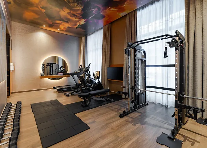 Voco Dubai Monaco, The Heart Of Europe By Ihg-Adult Only Hotel